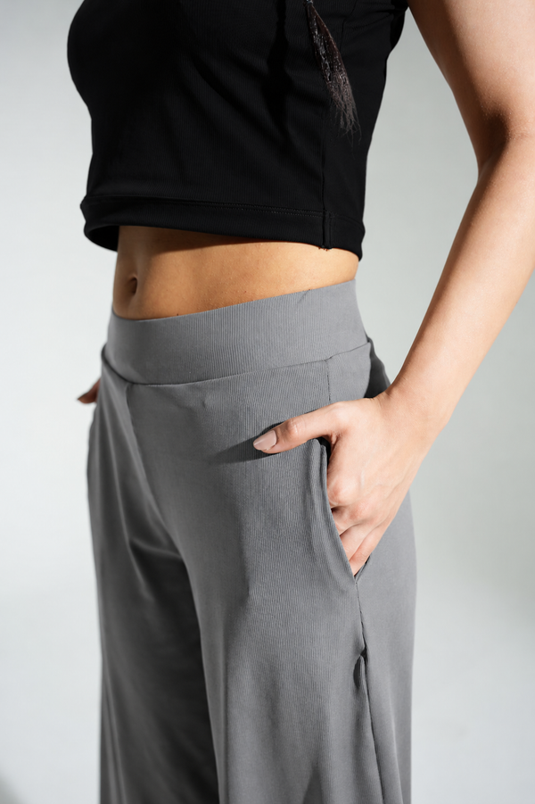 Studio Pant
