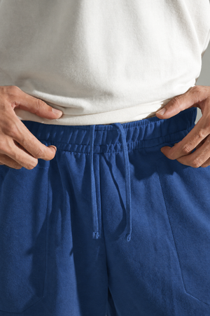 Ease Short