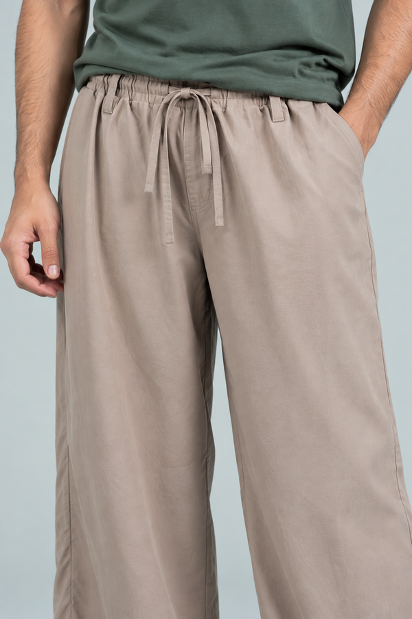 Frame Straight-Leg Trouser