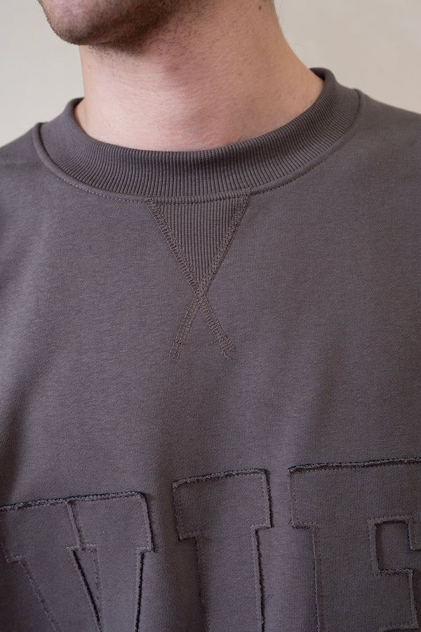 Vantage Dark Gull Grey Sweatshirt