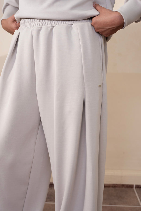 Pleatfall Silver Grey Sweatpant