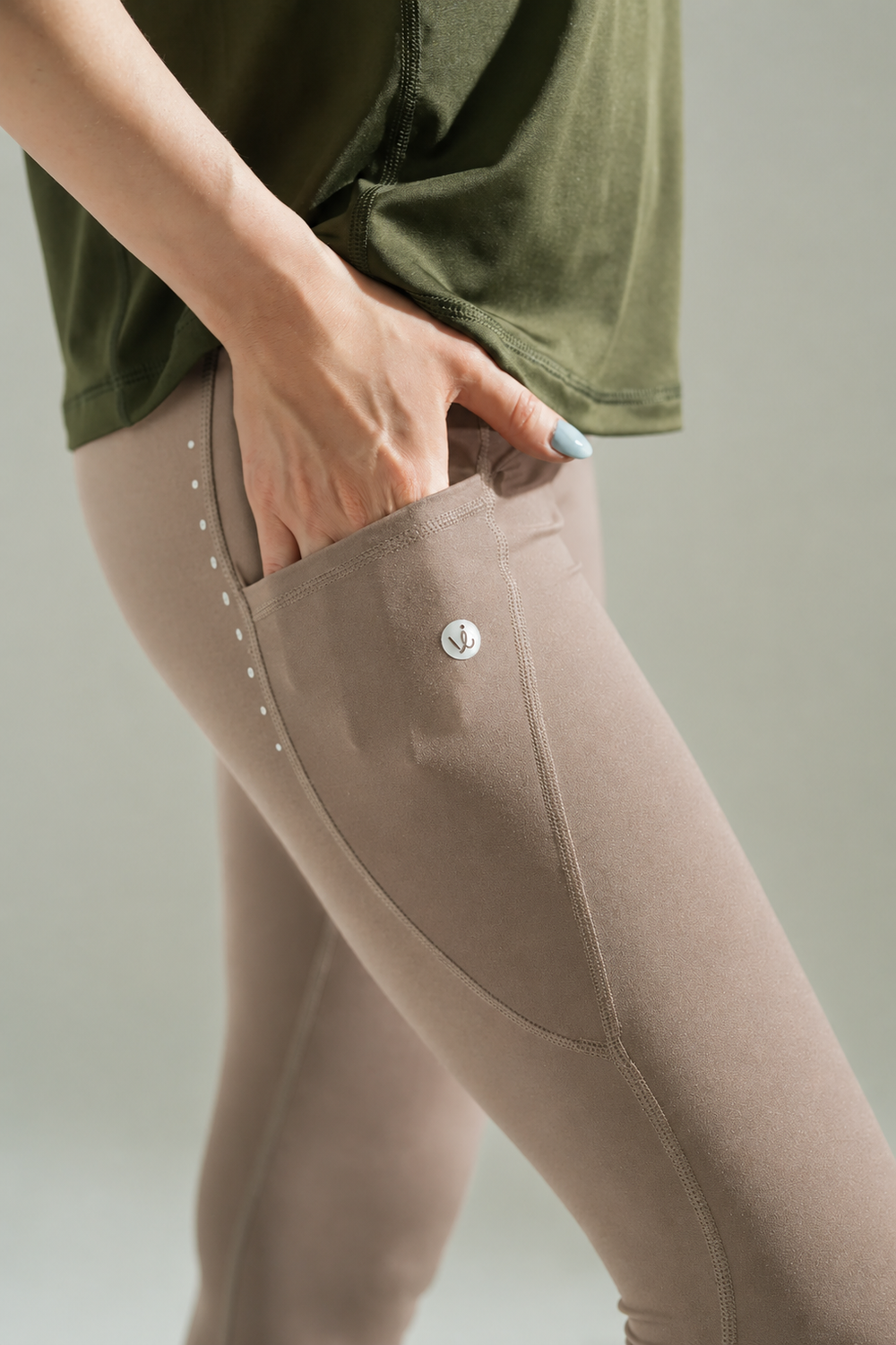 Stash Pocket Legging
