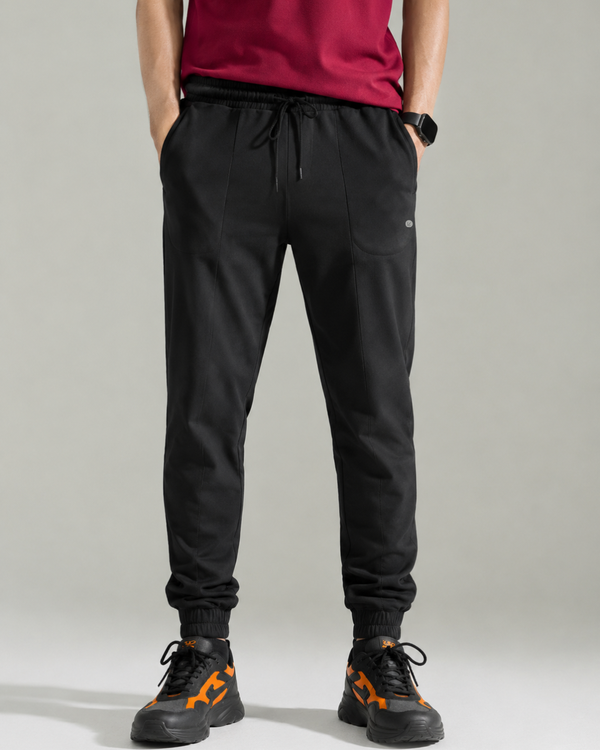 Apex Motion Black Jogger