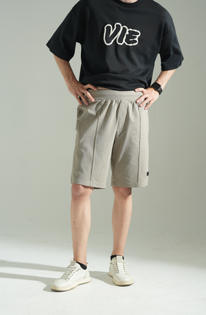 Studio Beige Short