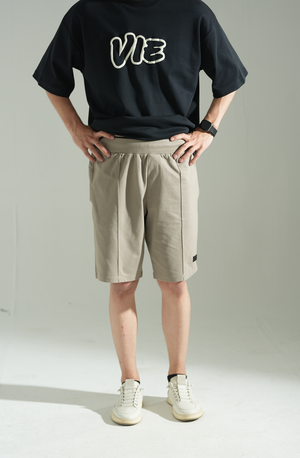 Studio Beige Short