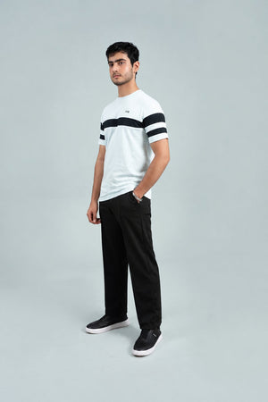 Line Pin-Tuck Trouser